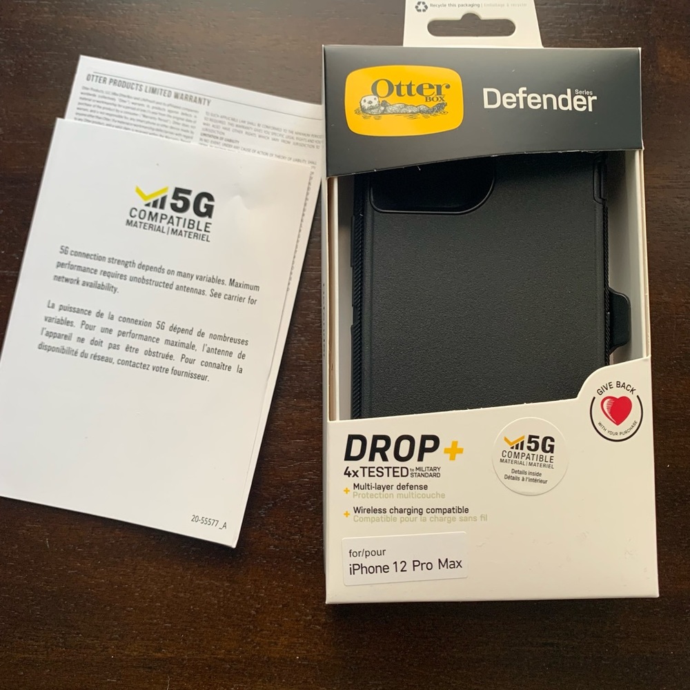 iPhone 12 Pro Max otterbox defender case